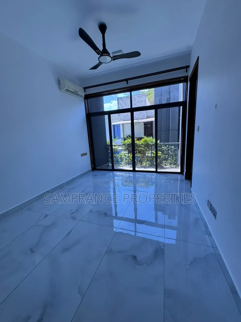 4bdrm Mansion in Old Nyali for rent