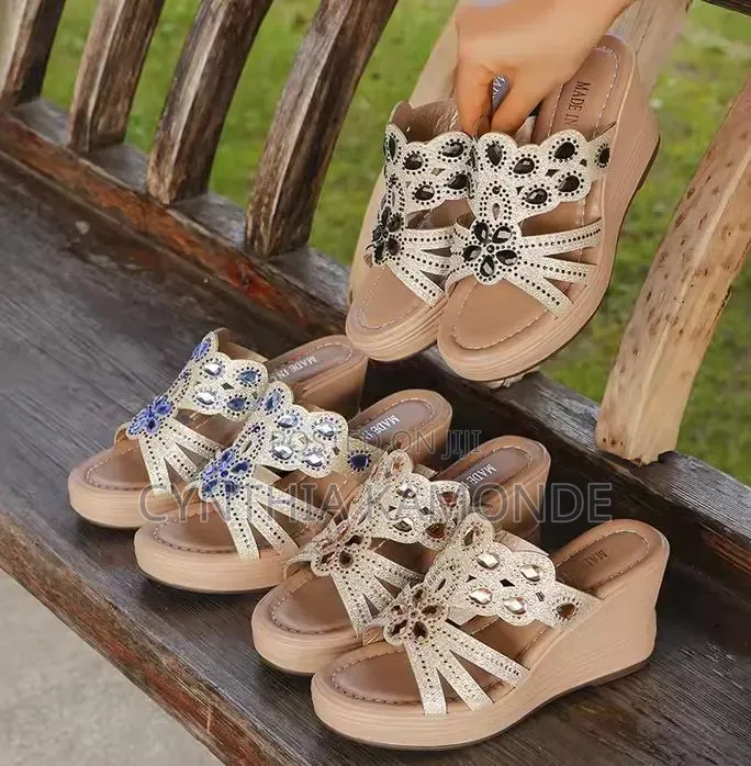Ladies Wedge Shoes