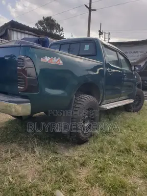 Toyota Hilux 2009 Green