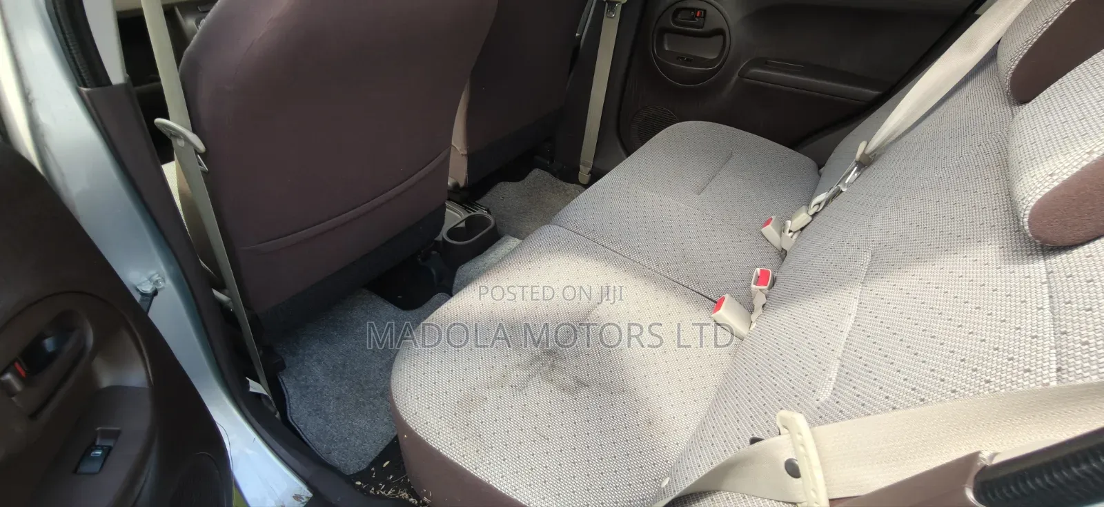Toyota Passo 2016 Silver