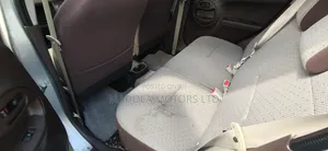 Toyota Passo 2016 Silver