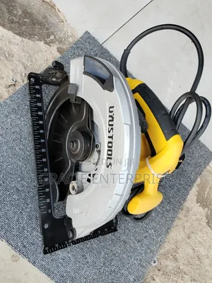 Circular Saw
