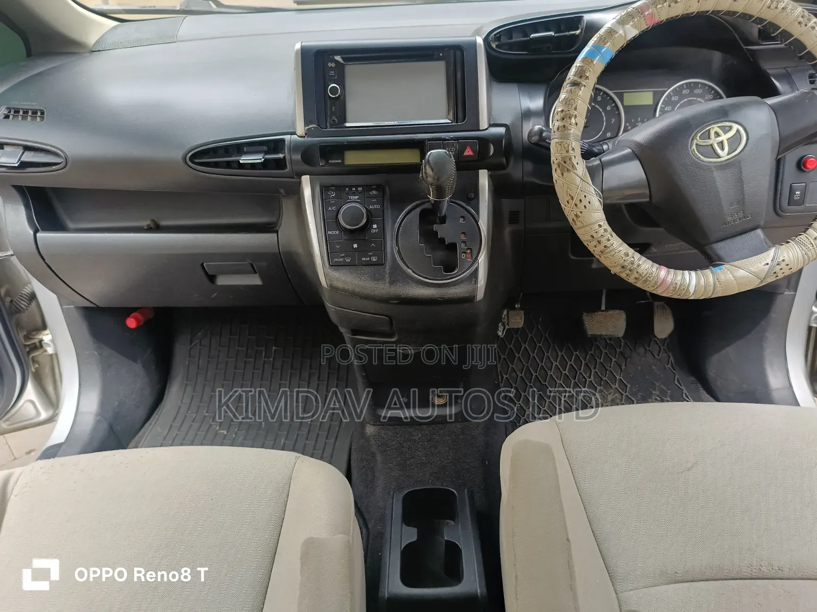 Toyota Wish 2011 Silver