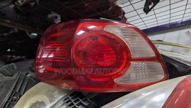 Ex Japan Toyota Porte Backlight - thumbnail 2