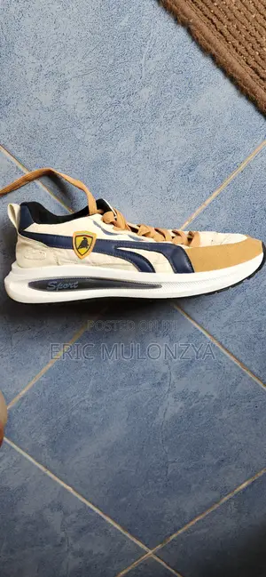 Casual Sneakers