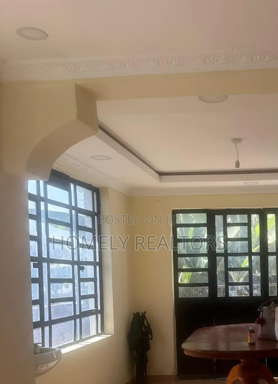 4bdrm Maisonette in Kandisi, Ongata for sale