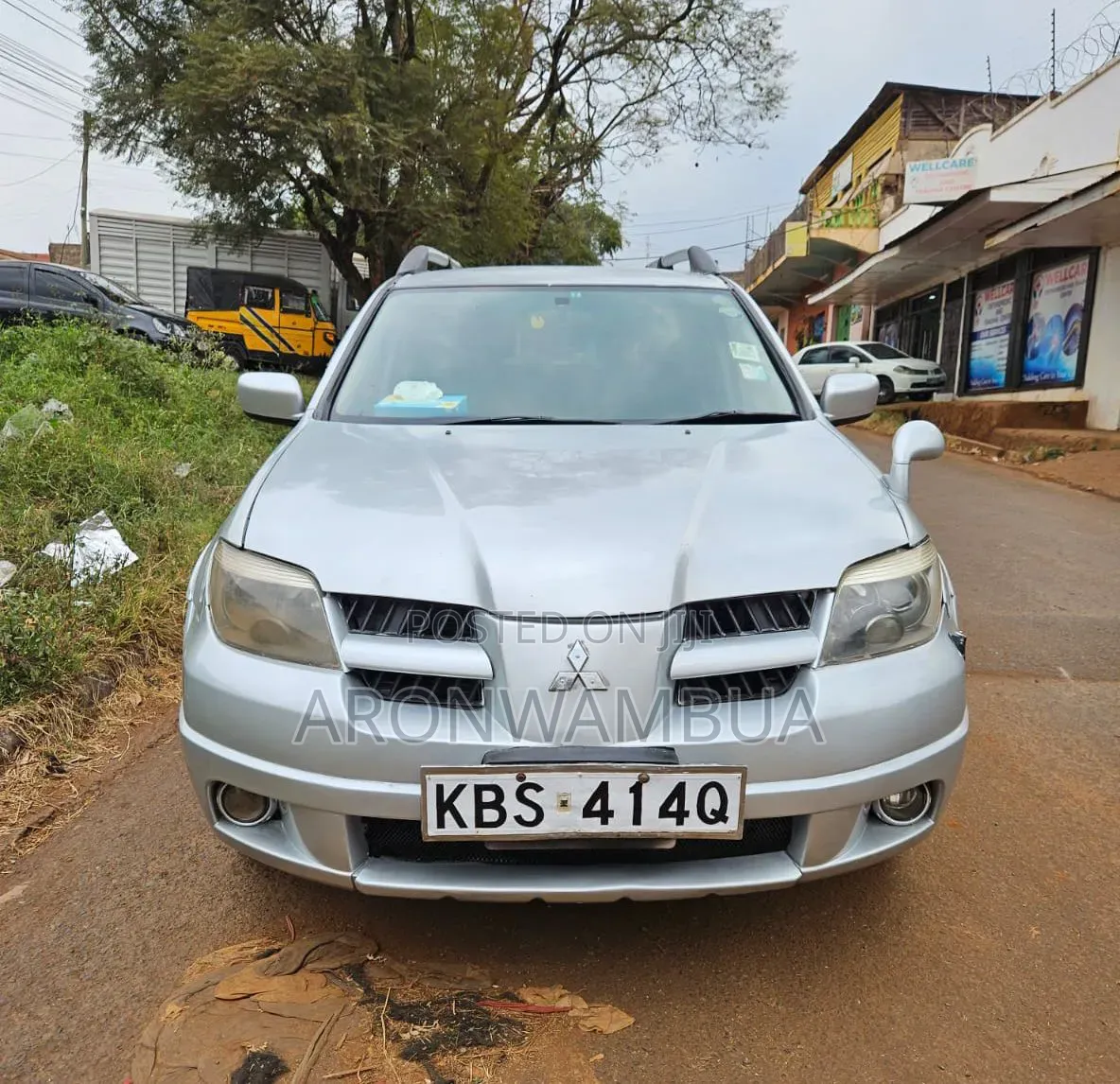 Mitsubishi Airtrek 2005 Silver