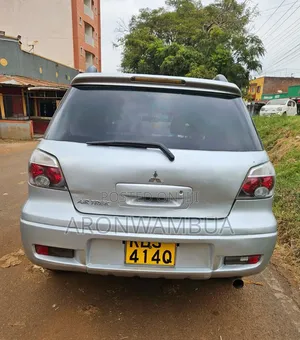 Mitsubishi Airtrek 2005 Silver