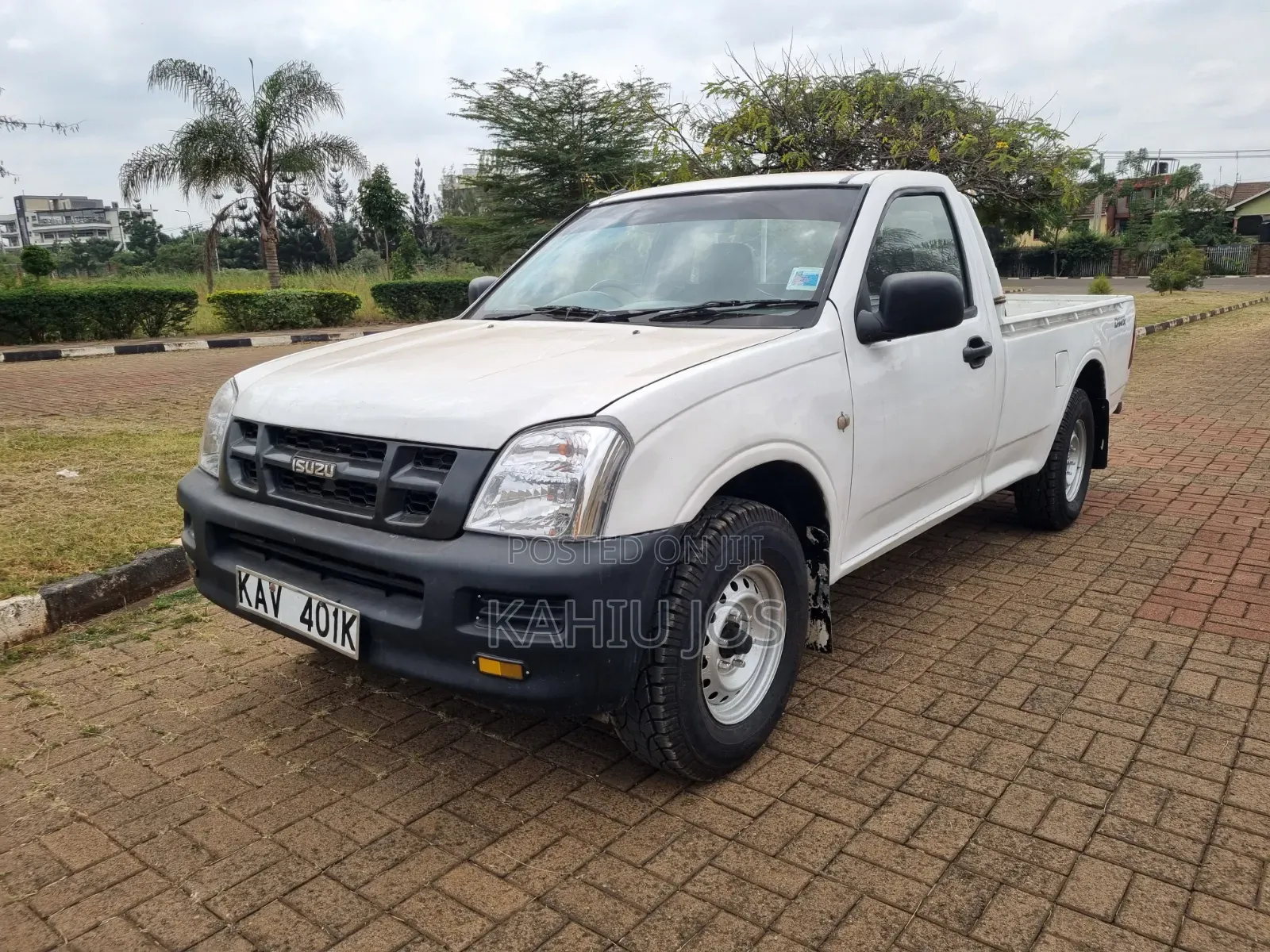 Isuzu D-MAX 2006 Off white