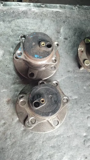 Rear Hub Outlander 2wd/ Galant Fortis