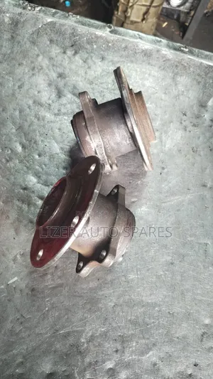 Rear Hub Outlander 2wd/ Galant Fortis