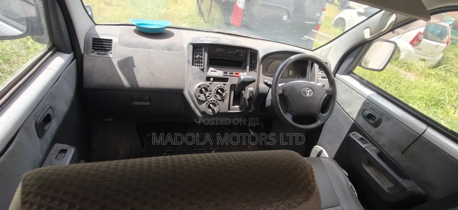 Toyota TownAce 2017 Silver