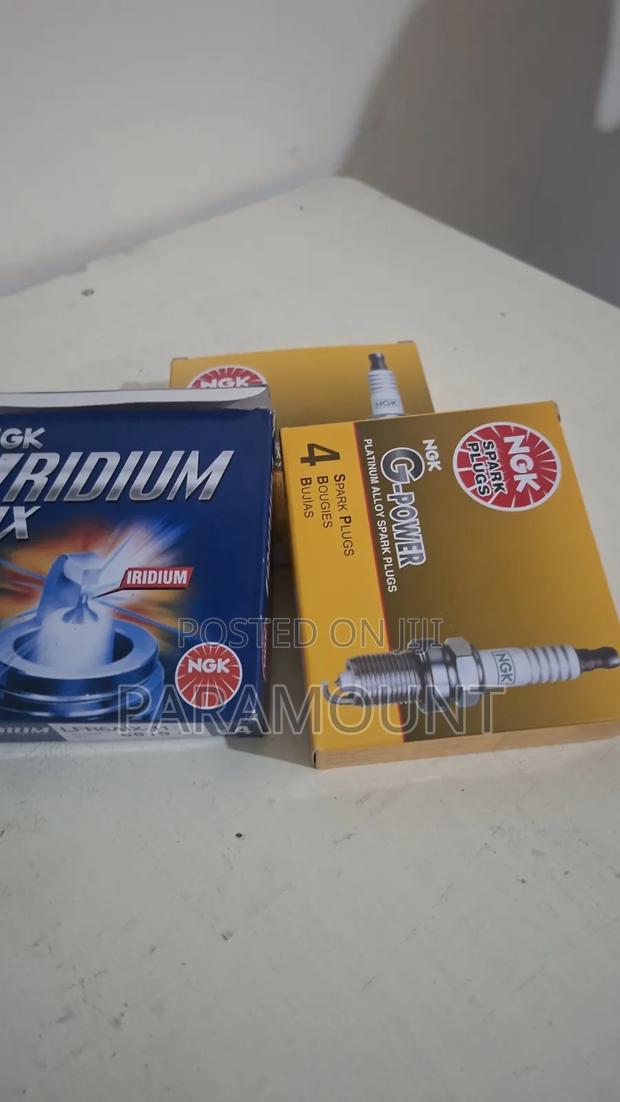 Spark Plugs - thumbnail 2