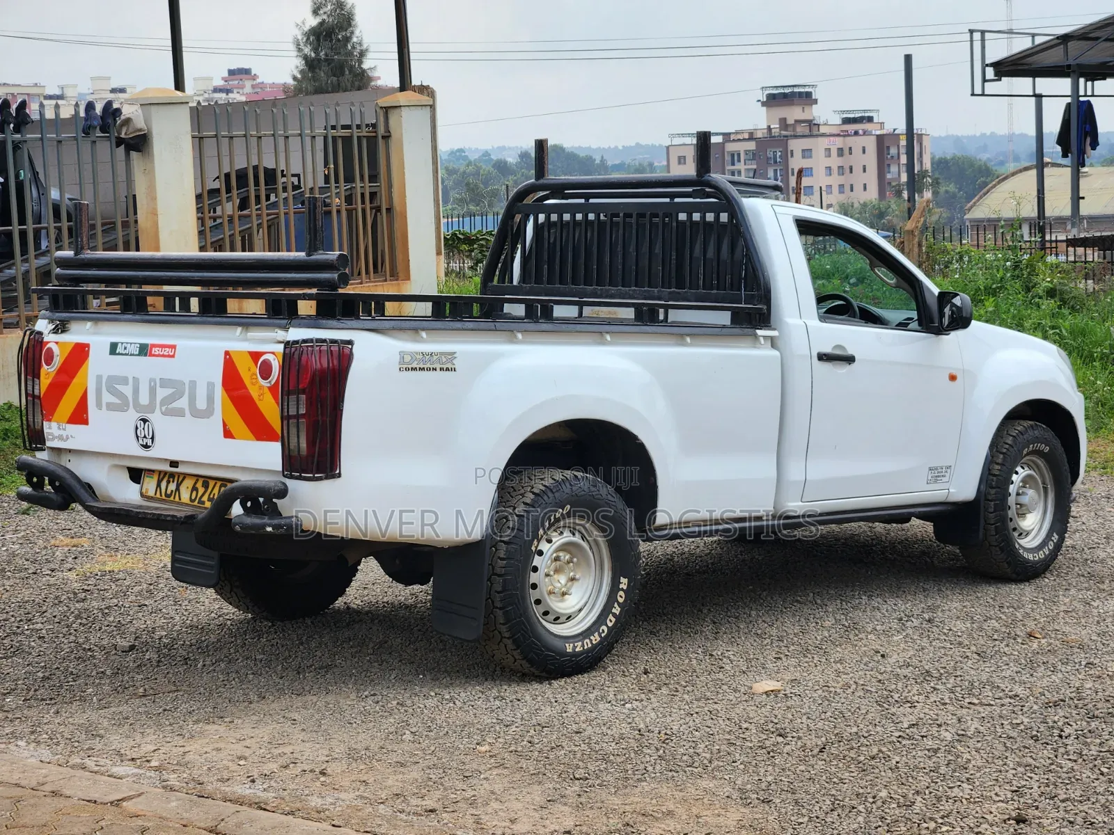 Isuzu D-MAX 2016 White