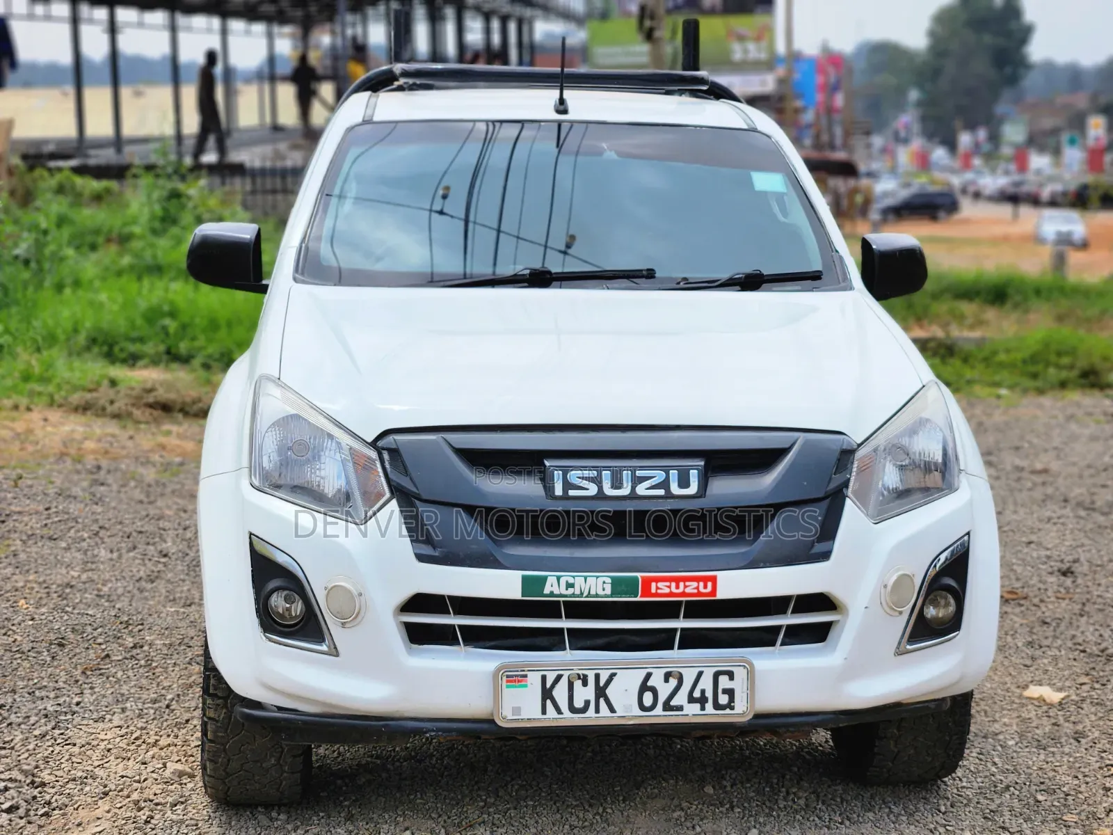 Isuzu D-MAX 2016 White