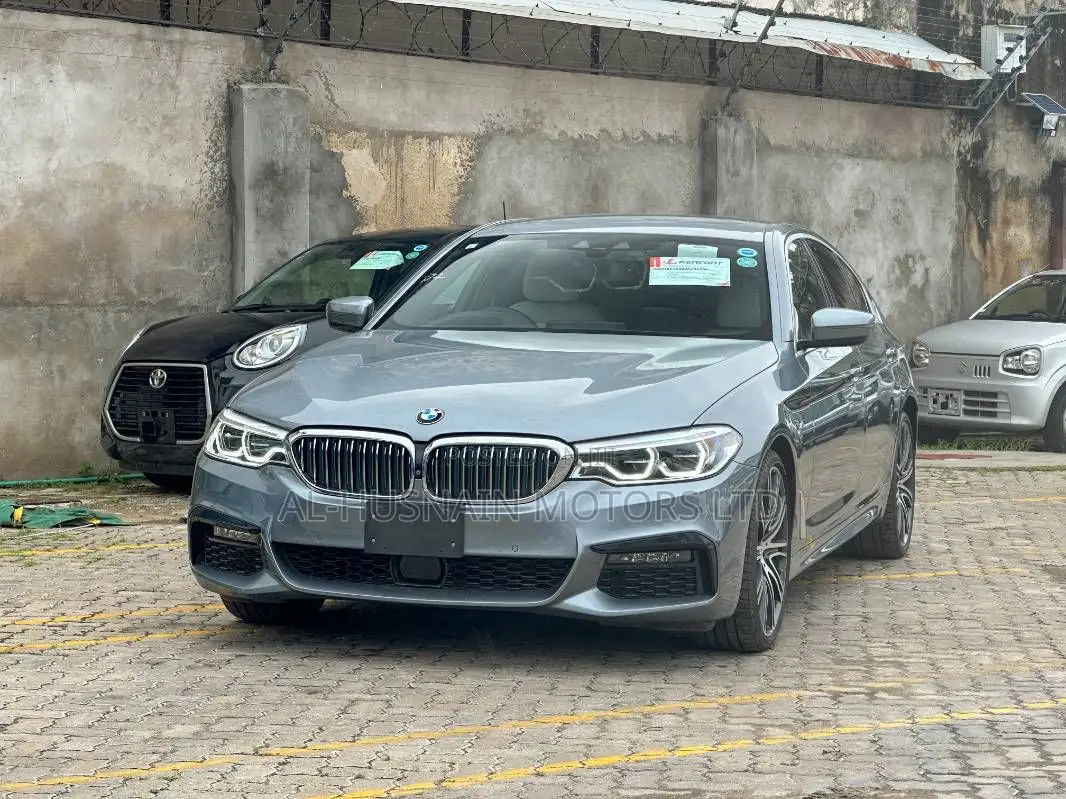 BMW 540i 2019 Gray