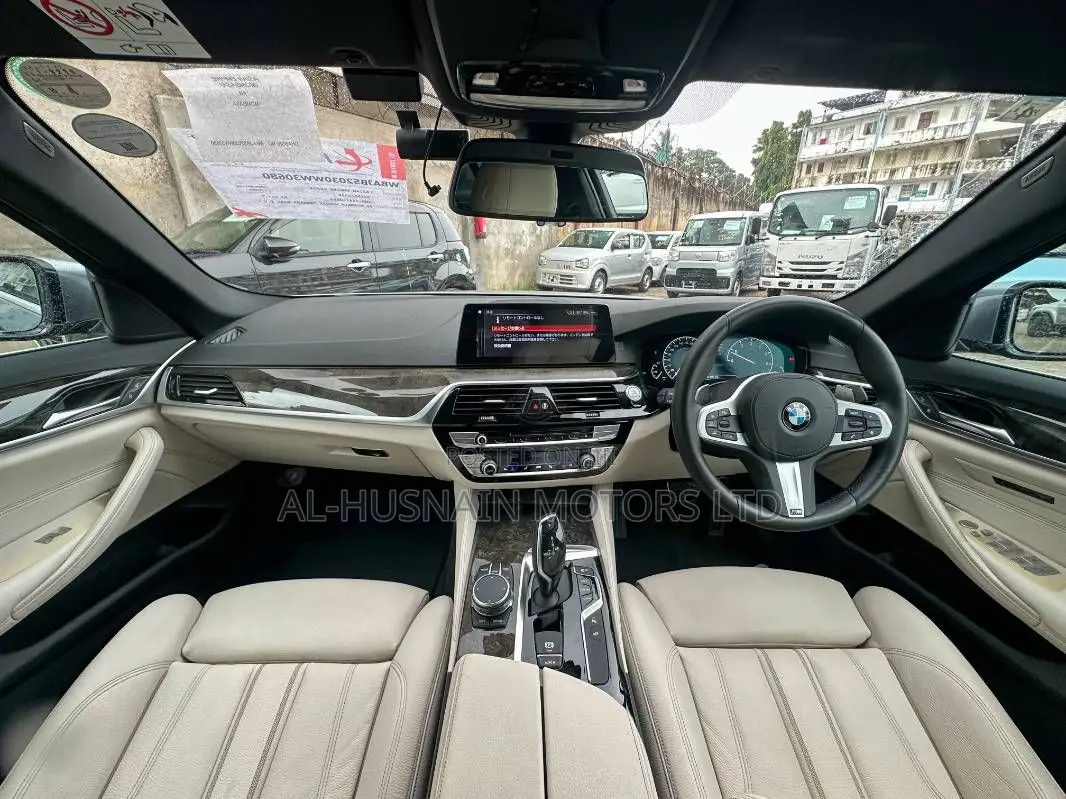 BMW 540i 2019 Gray