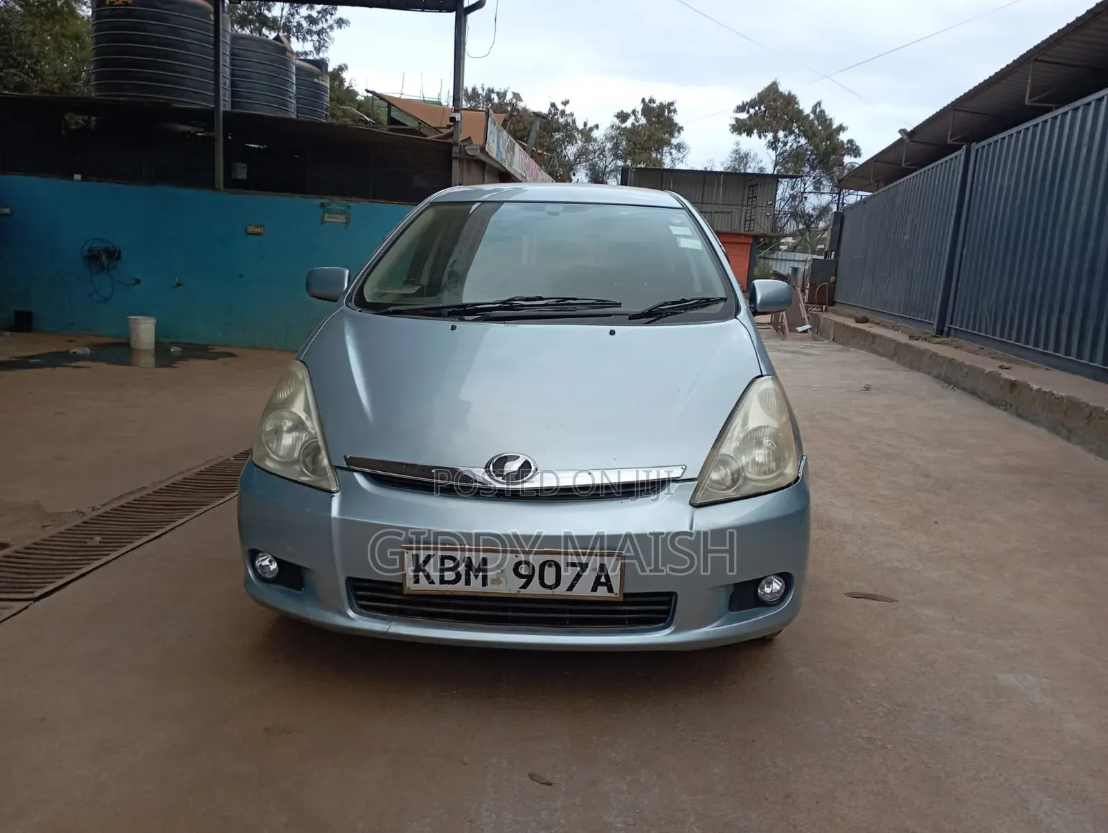Toyota Wish 2004 Blue