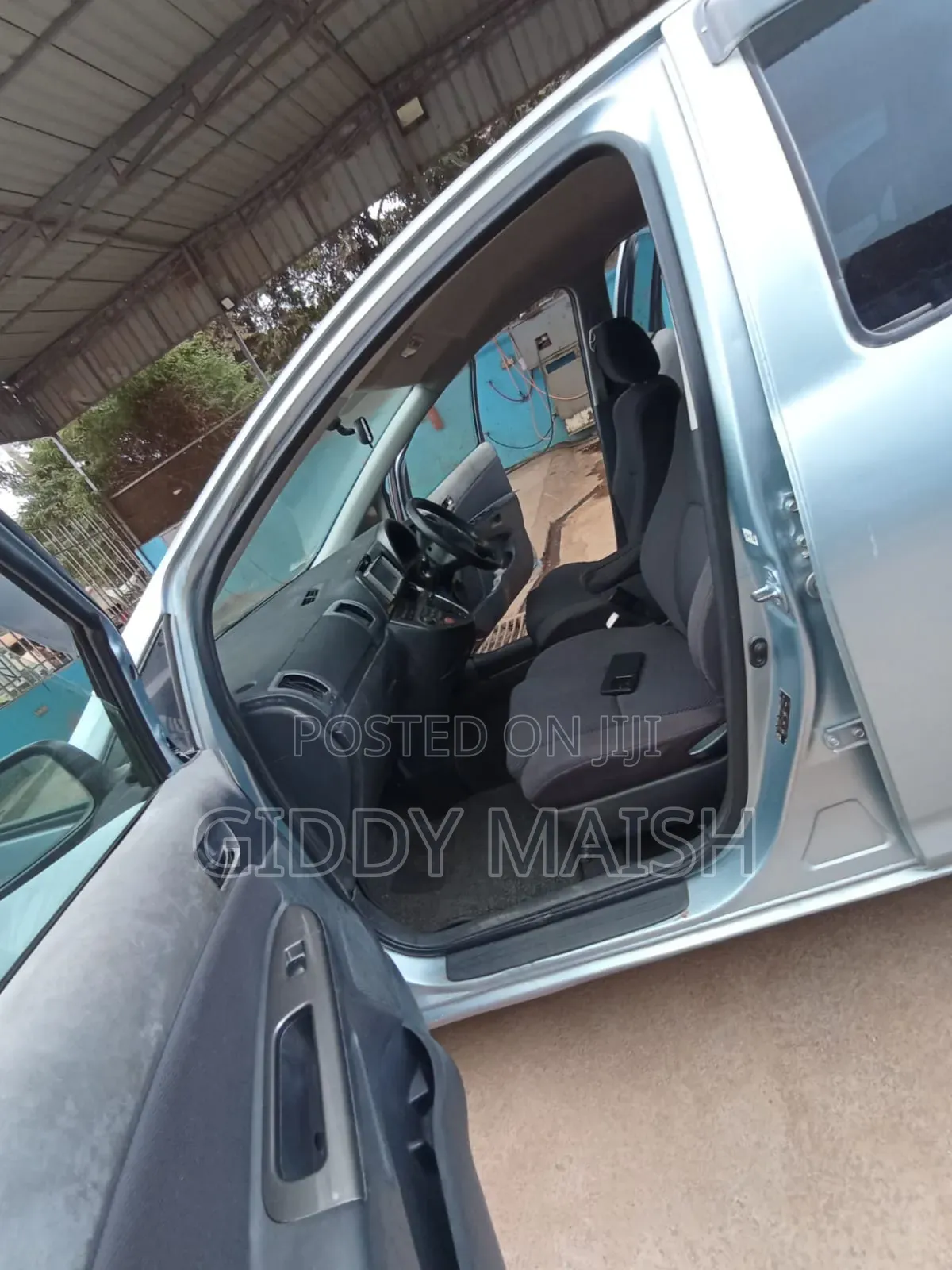 Toyota Wish 2004 Blue