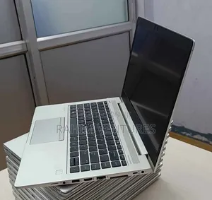 Laptop HP EliteBook 745 G6 16GB AMD Ryzen 7 SSD 256GB