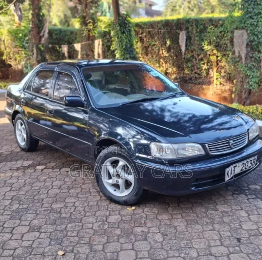 Toyota Corolla 1999 Blue