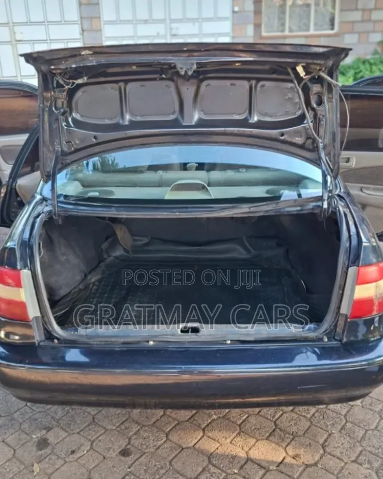 Toyota Corolla 1999 Blue