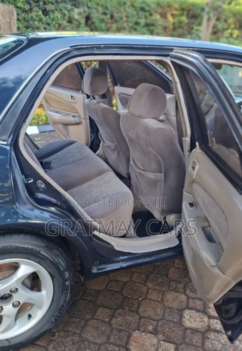 Toyota Corolla 1999 Blue