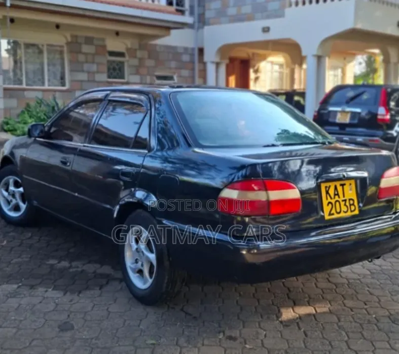 Toyota Corolla 1999 Blue