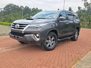 Toyota Fortuner 2016 Gray