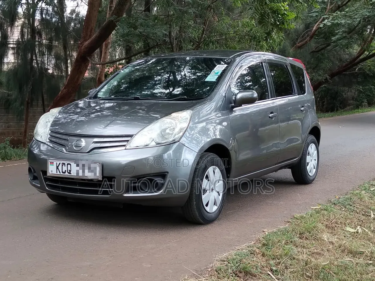 Nissan Note 2010 Silver