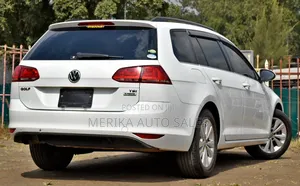 Volkswagen Golf 2017 White