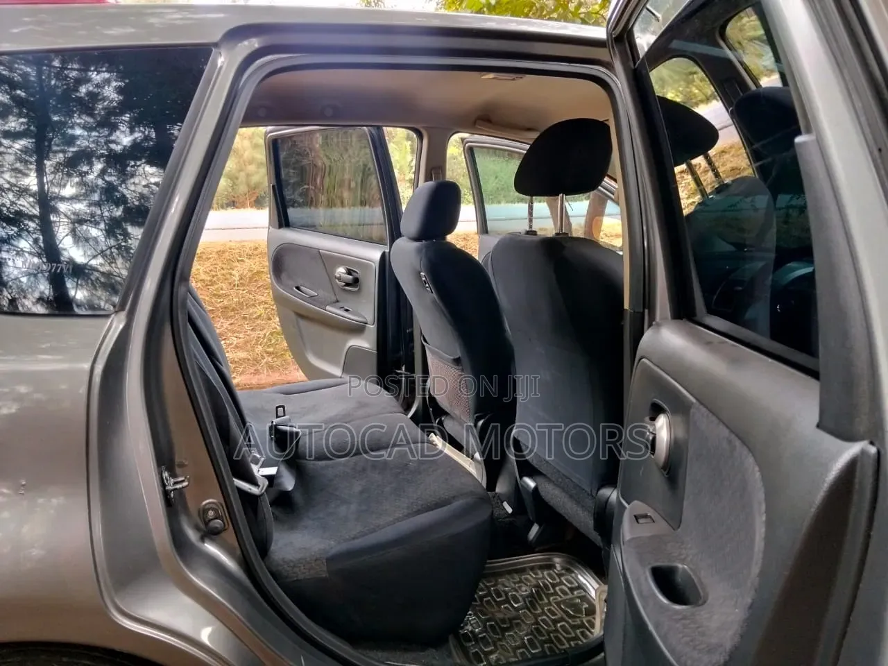 Nissan Note 2010 Silver
