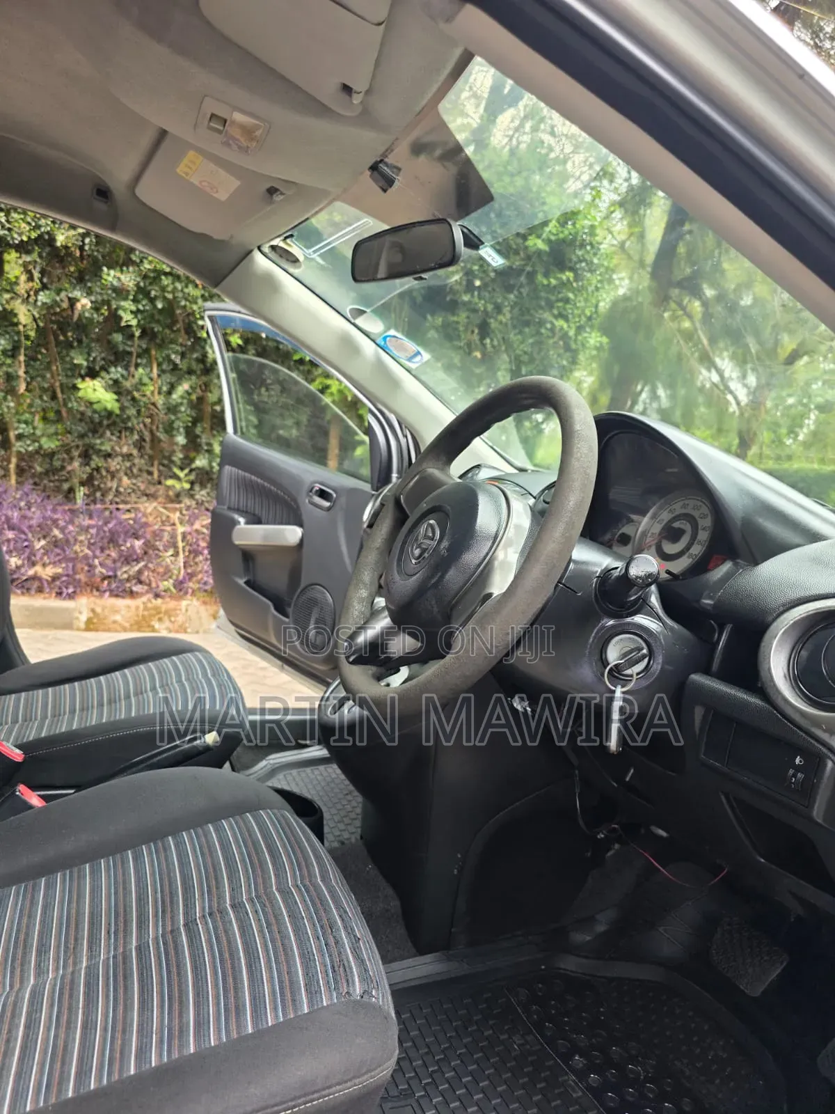 Mazda Demio 2012 Silver