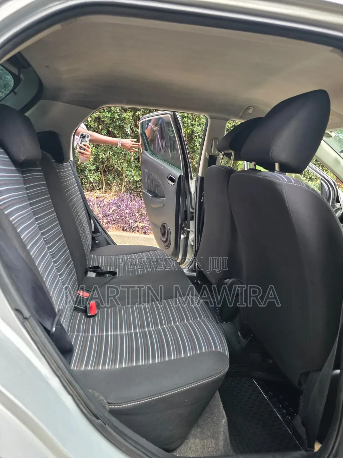 Mazda Demio 2012 Silver
