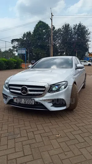 Mercedes-Benz E200 2017 Silver