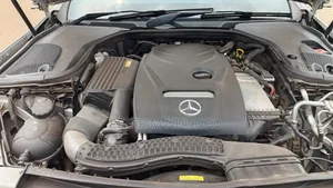 Mercedes-Benz E200 2017 Silver