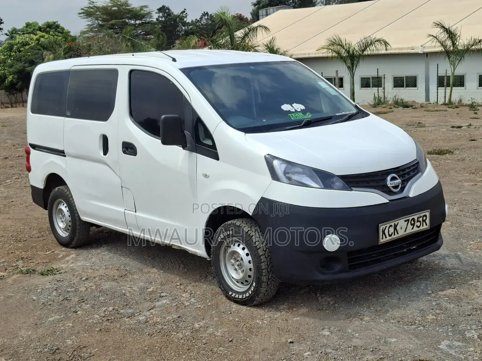 Nissan NV200 2009 White