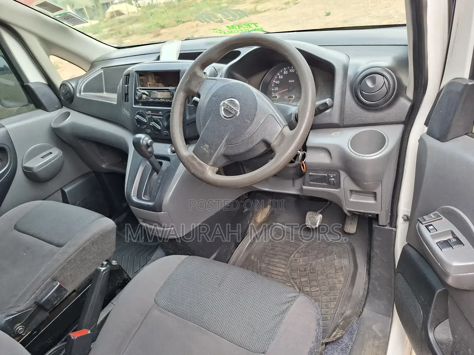 Nissan NV200 2009 White