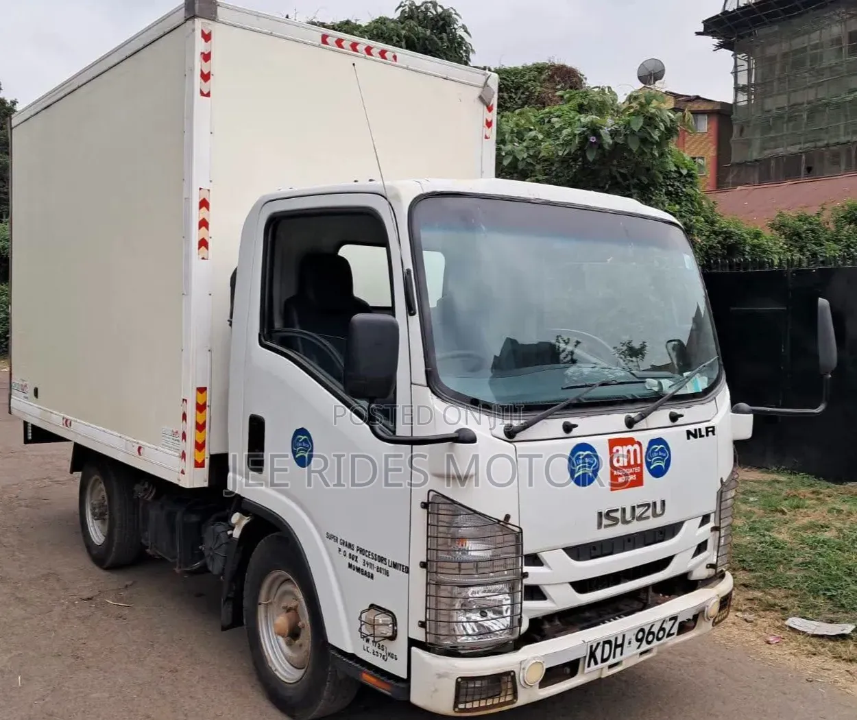 Isuzu NLR Local 2023