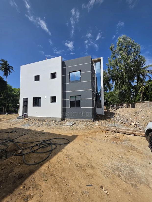 3bdrm Townhouse/Terrace in Greenwood, Mtwapa for sale