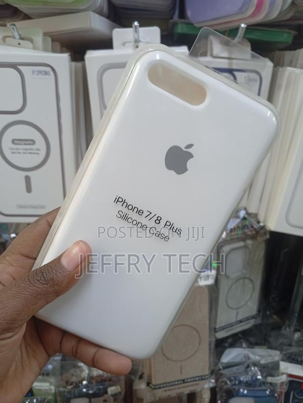 iPhone 8 Plus,With Iconic Apple Logo and a Soft-Touch Finish Case - thumbnail 2