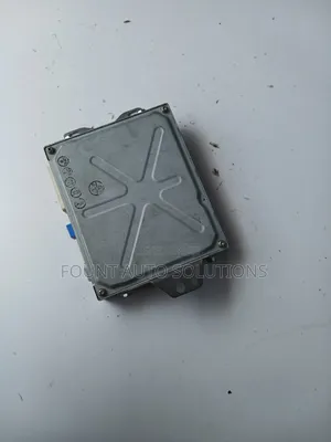 Engjne Control Unit Lexus 2009