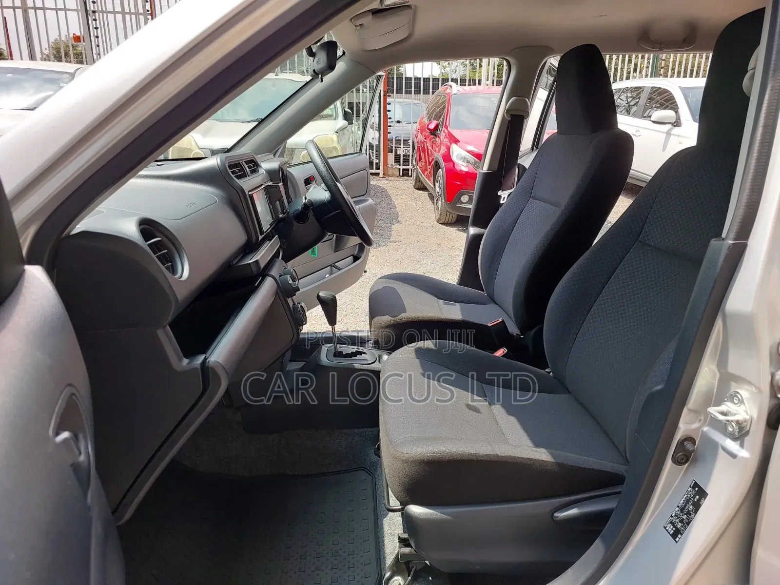 Toyota Probox 2018 Silver