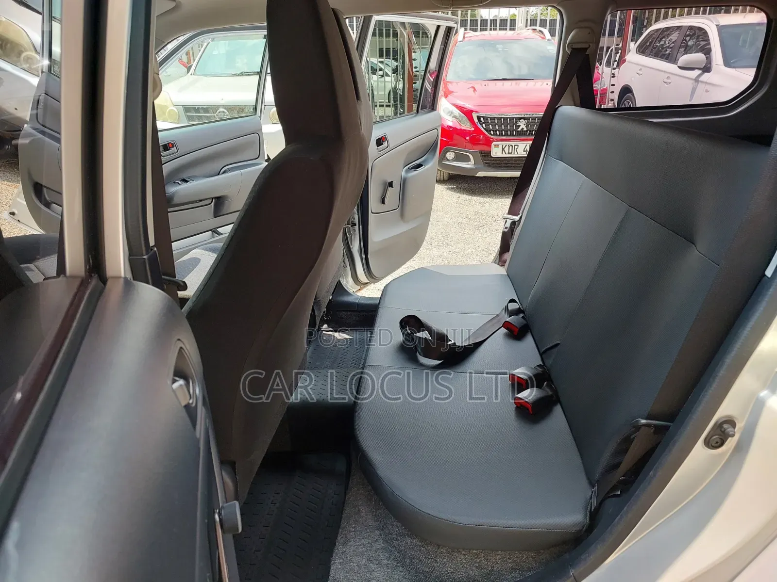 Toyota Probox 2018 Silver