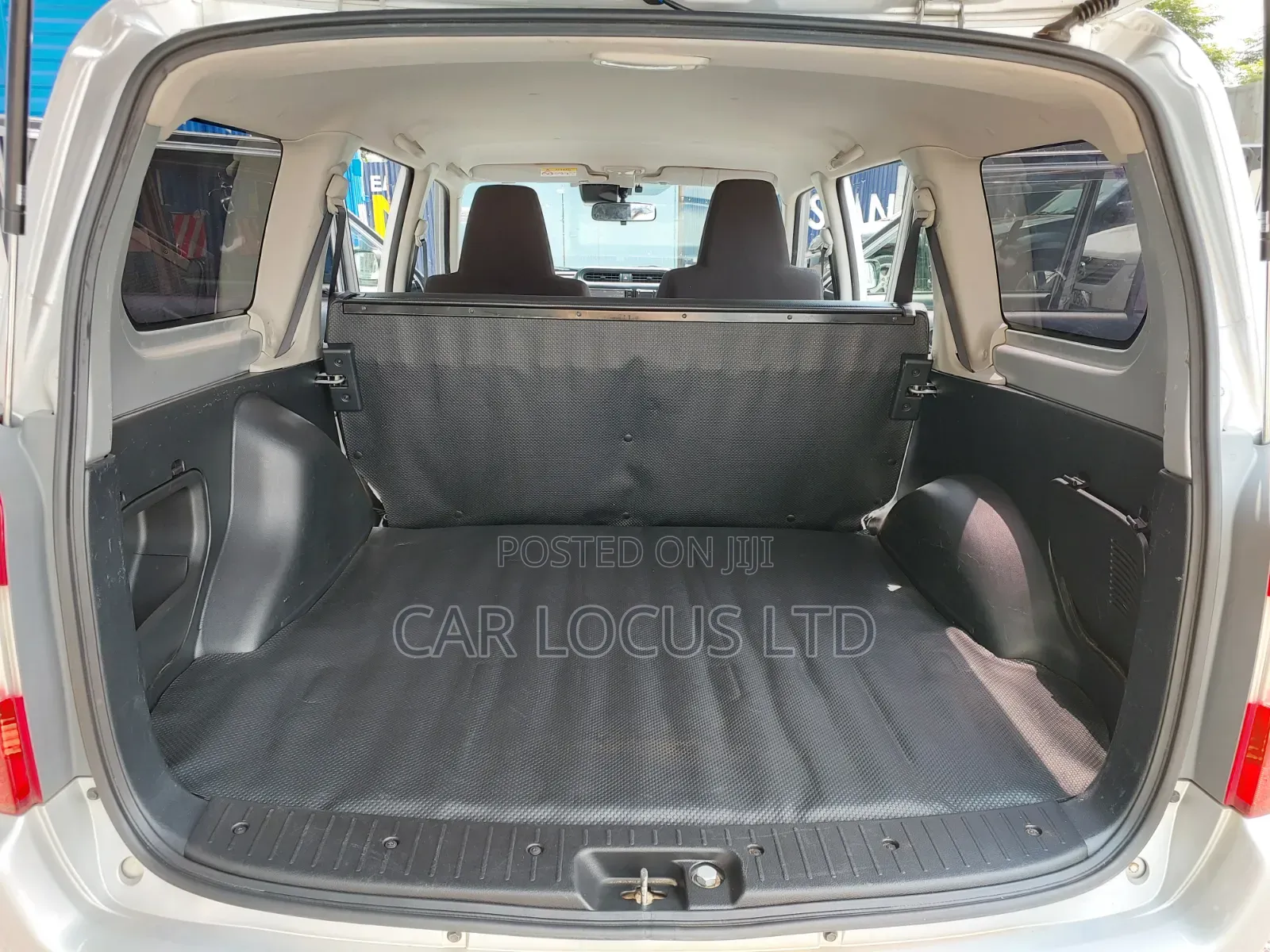 Toyota Probox 2018 Silver