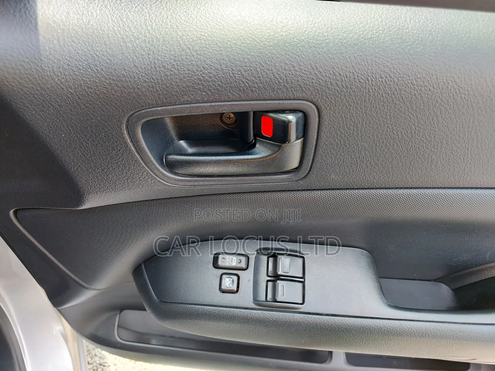 Toyota Probox 2018 Silver
