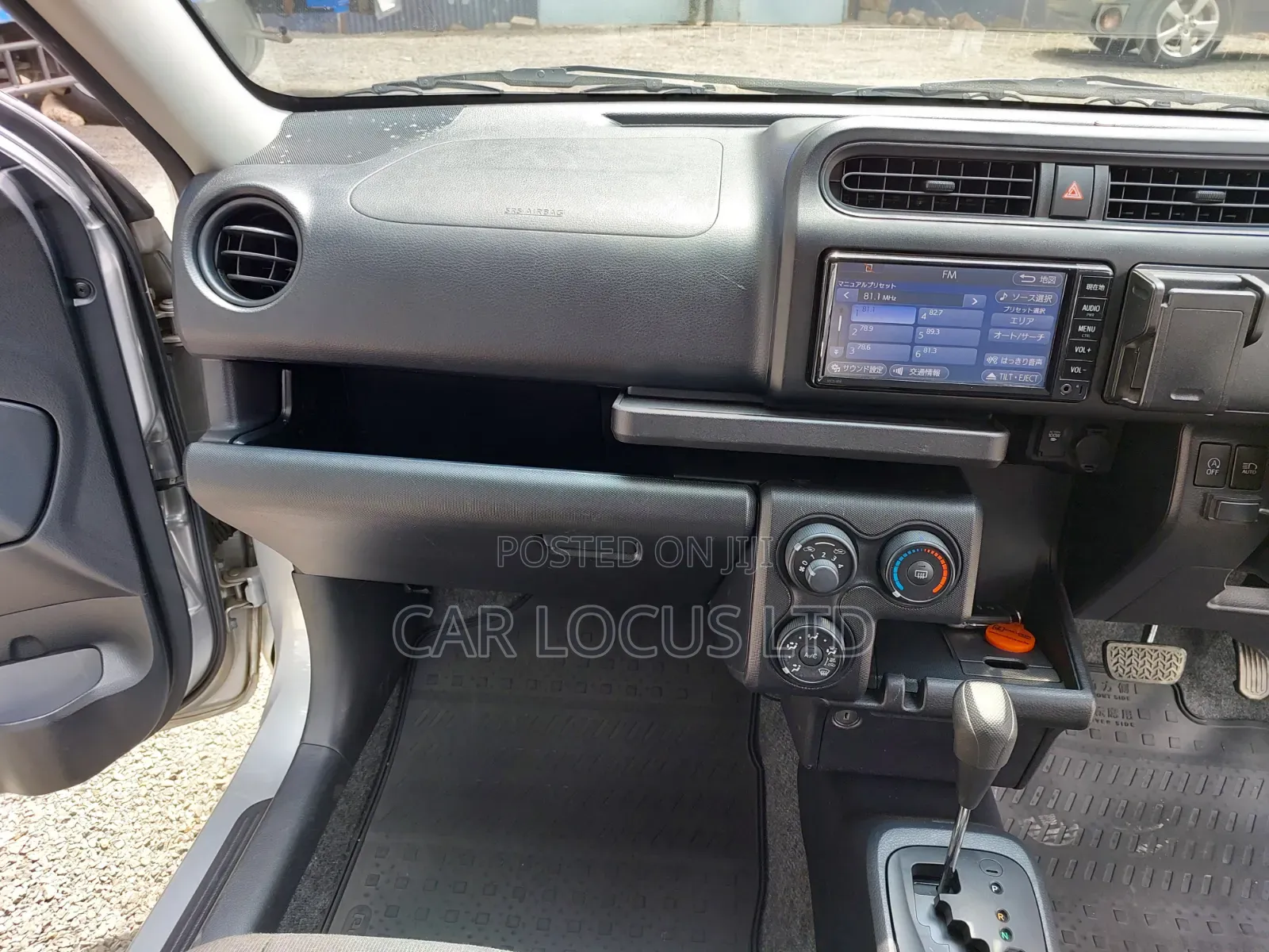 Toyota Probox 2018 Silver