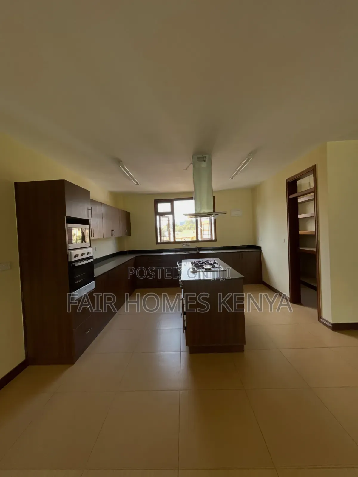 3bdrm Apartment in Riverside Drive for rent