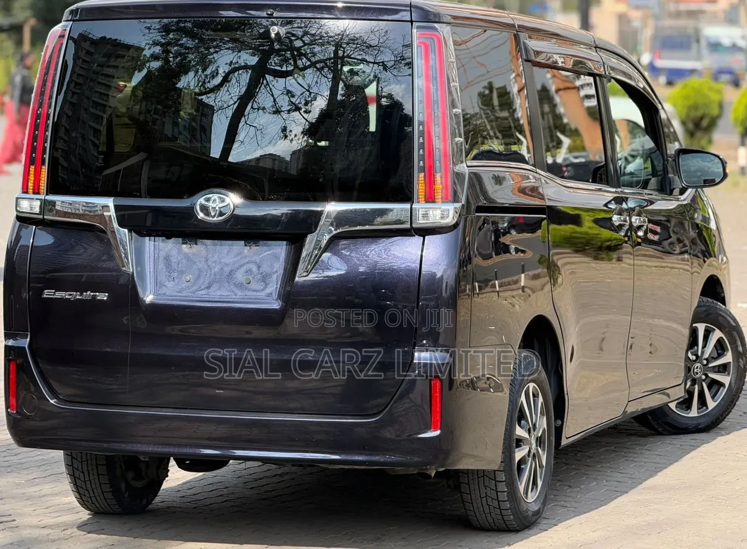 Toyota Esquire 2019 Gray
