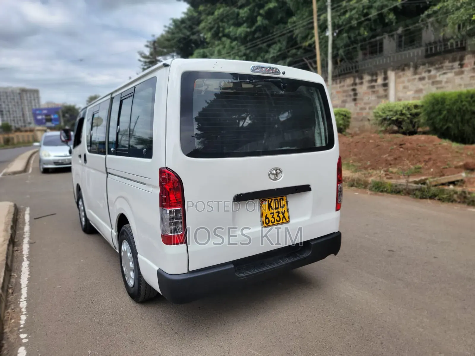 Toyota HiAce 2015 White